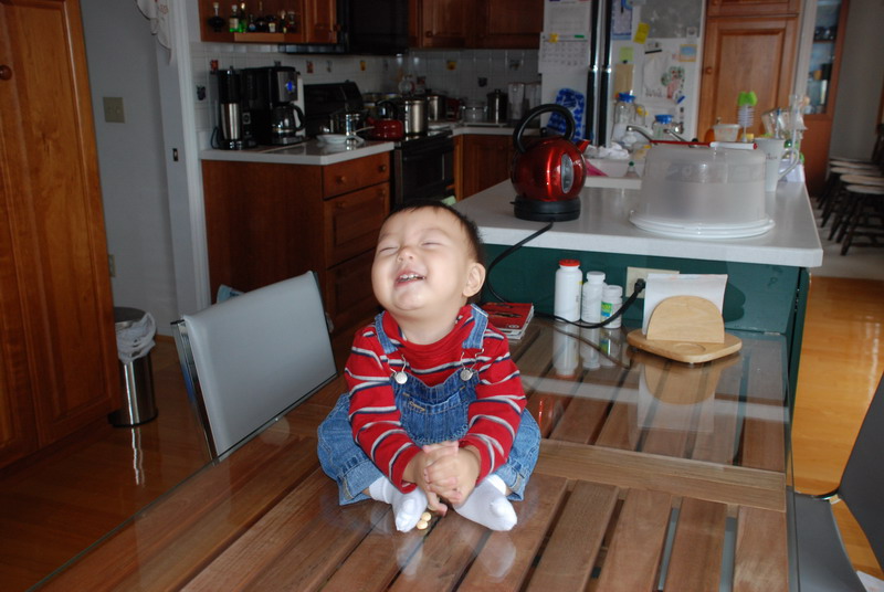 laugh02.jpg