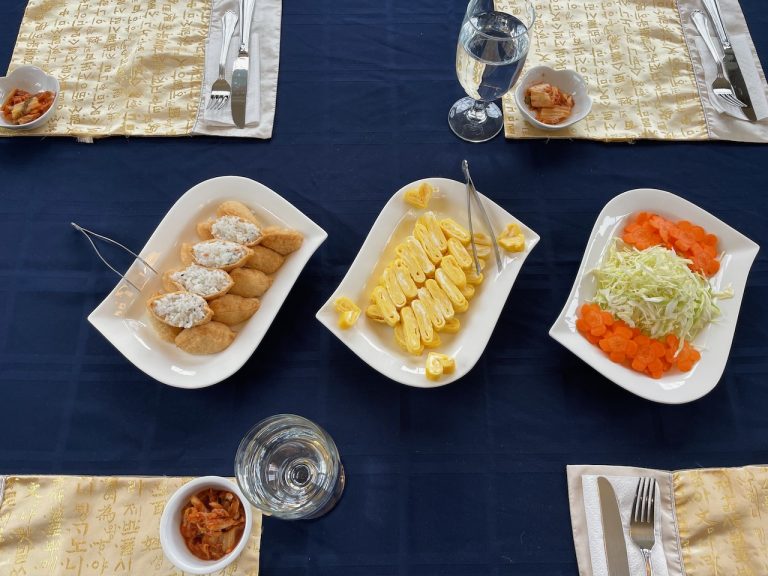 이웃집 노부부와 함께 식사, 꽃당근 만드는 법